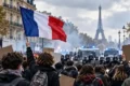 Proteste degli studenti in Francia e Belgio, scuole in rivolta: cosa sta succedendo e perché la Generazione Z scende in piazza